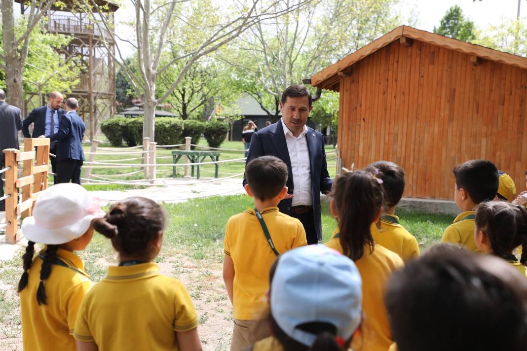 Karatay’da binlerce öğrenci 2 önemli konuda eğitim aldı 10